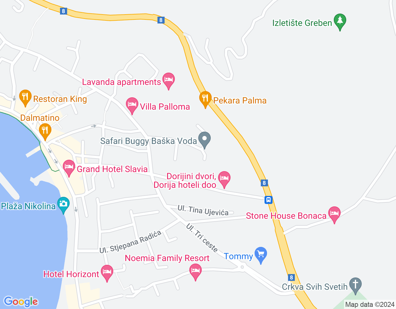 Baška Voda is ready to welcome you. In apartment's close area there are grocery store, drug store, centre with bars and restaurants. The beach is also just 300 meters away. - 43.35763 16.95348